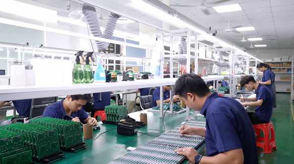 Shenzhen Jutai Comm Co., Ltd. linia produkcyjna producenta